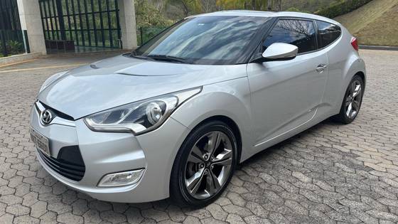 HYUNDAI VELOSTER 1.6 16V GASOLINA 3P AUTOMÁTICO HYUNDAI VELOSTER 1.6 16V GASOLINA 3P AUTOMÁTICO